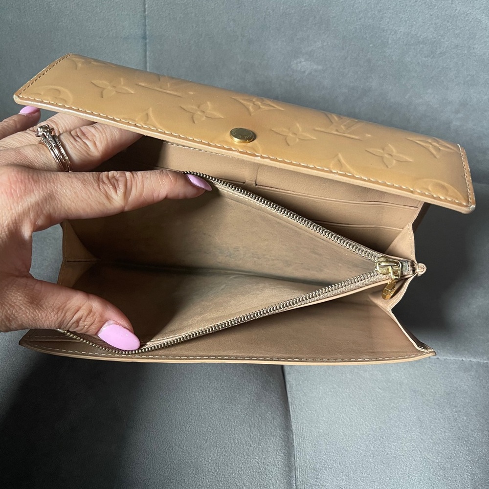 Louis Vuitton vernis wallet - Picture 11 of 13